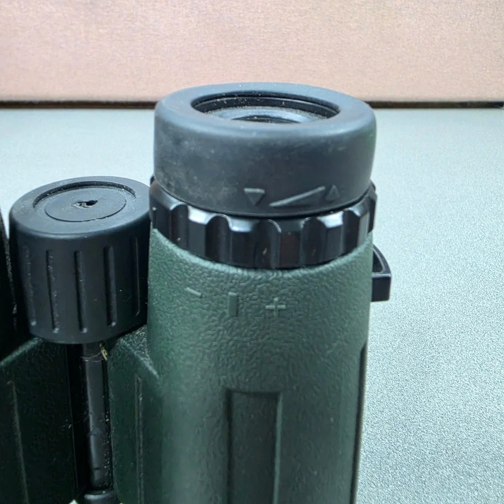 Zen-Ray VISTA Binoculars Green Excellent with Case and Strap